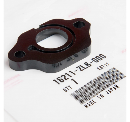 Изолятор карбюратора Honda HRG HRX GCV (16211-ZL8-000) Изолятор карбюратора Honda HRG HRX GCV (16211-ZL8-000)